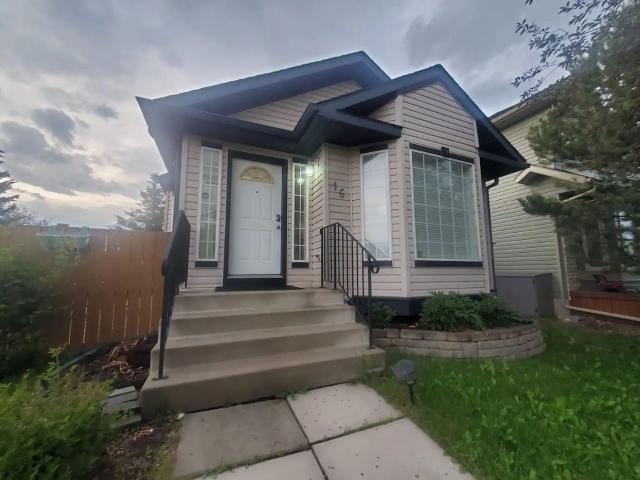 Coventry Hill Beautiful Bi Level 3 Bedroom House with Basement