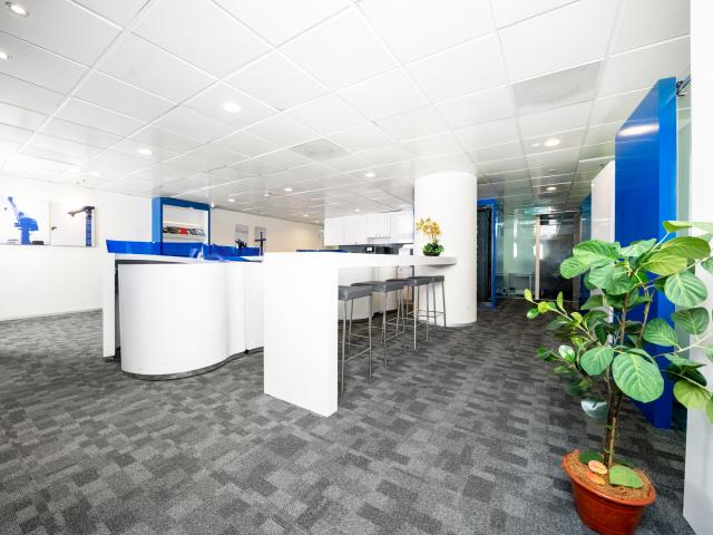 Coworking space in Regus Financial Park