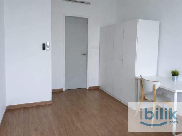 Cozy Master BedRoom for Rent at The Greens @ Near MSU