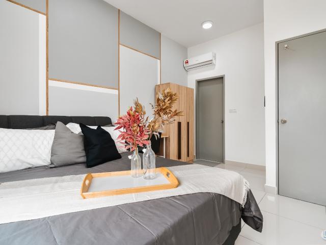 Cozy Master Room at Titiwangsa Beside LRT, MRT & Monorail