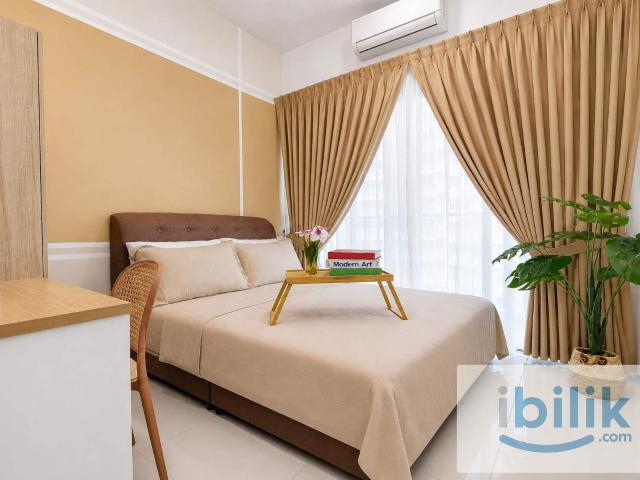 Cozy Middle Room at RC Residence