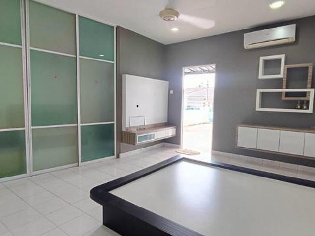 Cozy Nice Renovated Taman Bidara Double Story Terrace Facing South