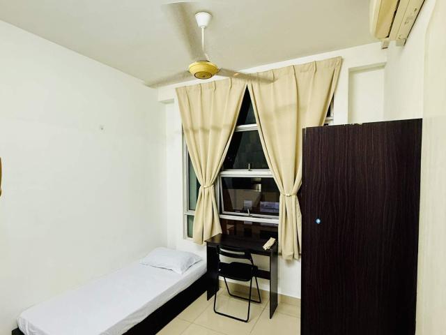 Cozy Non Sharing Room Spacious Cyberjaya