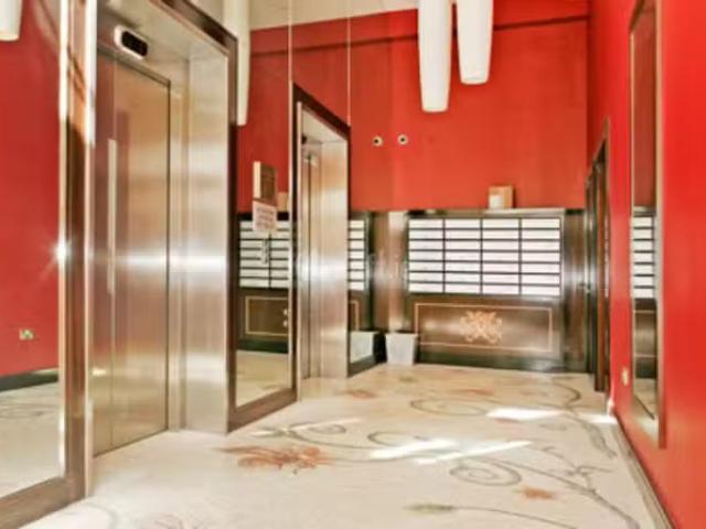 Nice Opera Lane Apartments, Cork City Centre is for rent