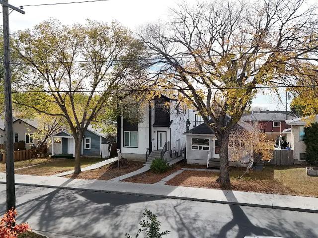 Cozy & Affordable 1 Bed Basement in Calder– Great for Students or Professionals