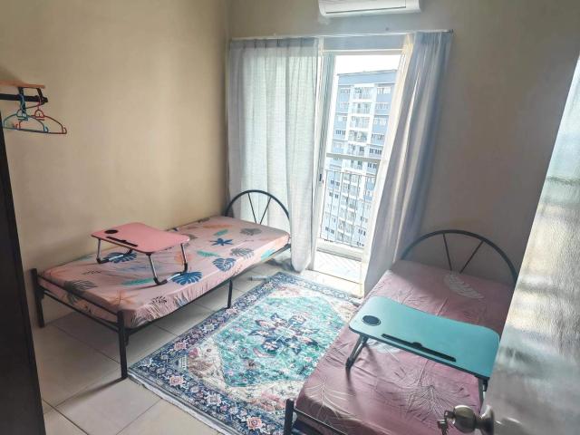 Cozy Affordable Rooms in Puncak Alam