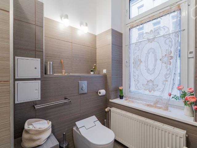 Cozy alt bau apartment in the prime area of Prenzlauer Berg and Mitte, Berlin Amsterdam Apartments for Rent