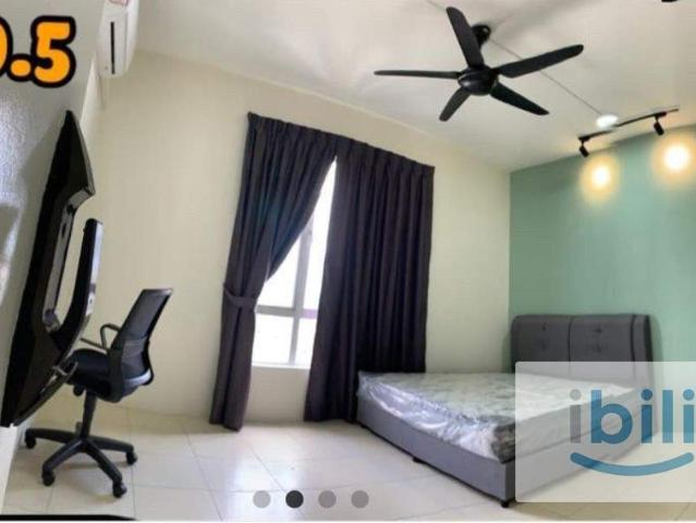 Cozy and clean COUPLE room for rent