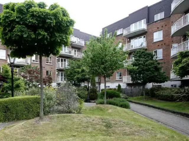 Unique Apartment 96, Block 4, Harcourt Green, Charlemont, Por.