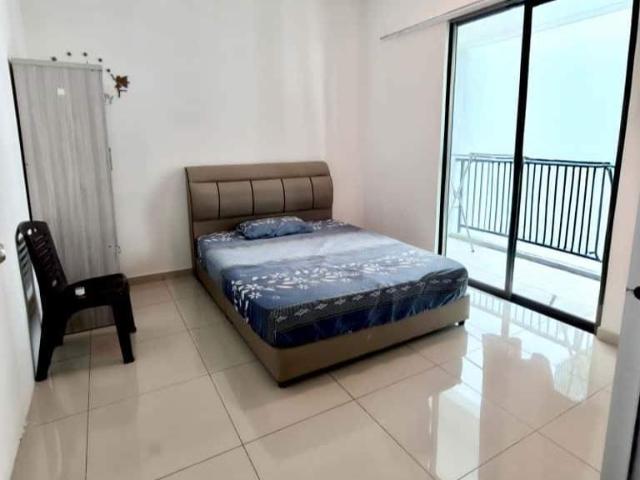 Cozy balcony room at bayan lepas near airport n industrial area
