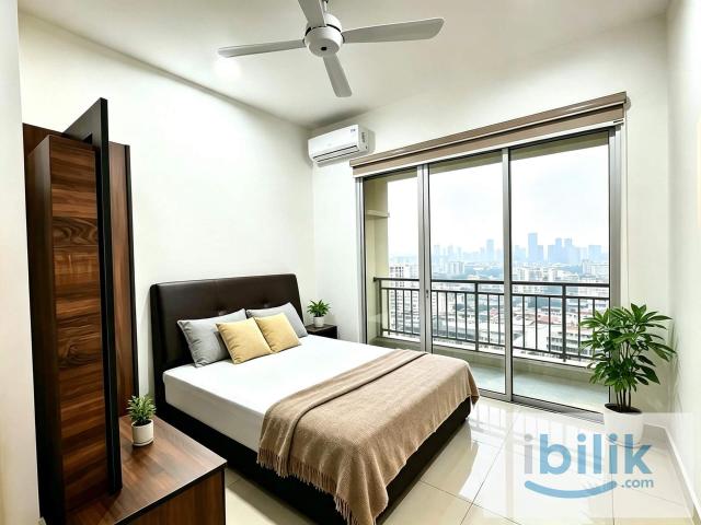 ❤️ COZY BALCONY ROOM @ CIQ