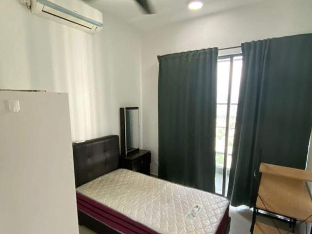 Cozy Balcony Room Old Klang Road