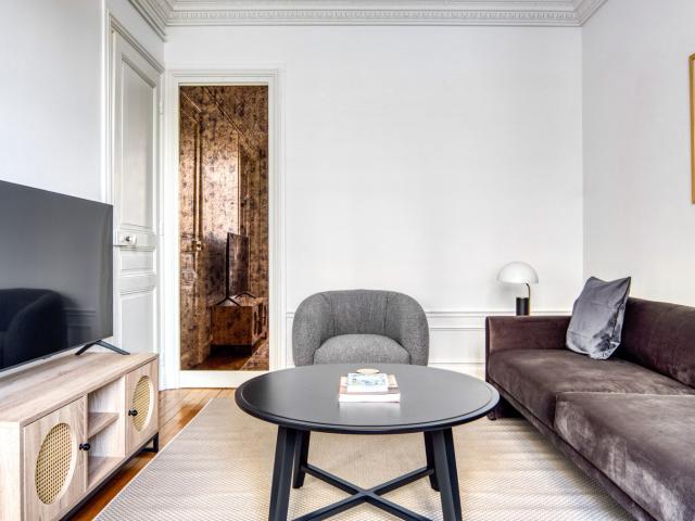 Cozy Batignolles One Bedroom Apartment Awaits!