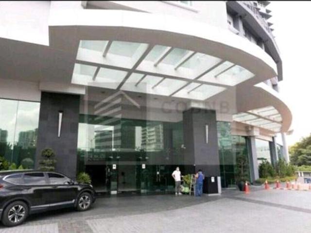 Cozy Convenient Home for Rent AirCon WiFi Washing Machine