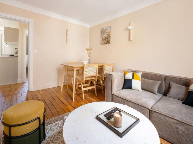 Cozy & Design in the heart of Paris, Paris Amsterdam Apartments for Rent