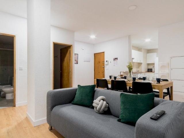Cozy double room in calle Martin de los Heros