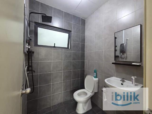 Cozy Fully Furnished Single Room At Verdi Eco dominiums, Symphony Hills, Cyberjaya, Selangor