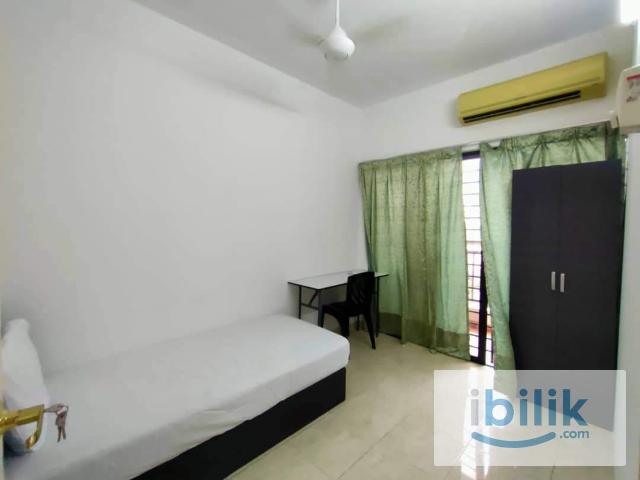 Cozy fully furnished single room is available at Pelangi Utama Condo