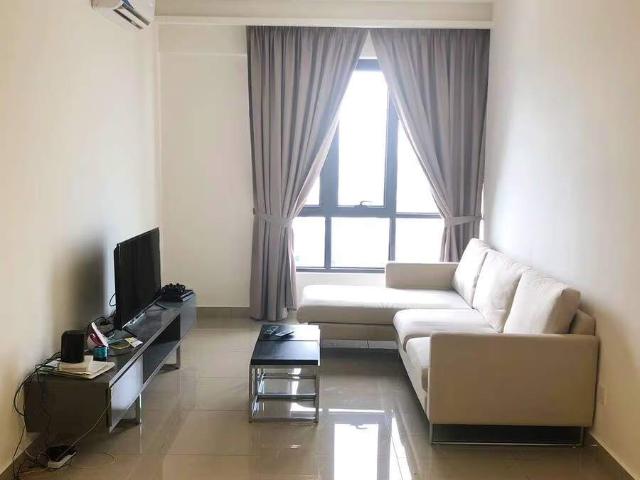 Cozy Fully Furnished Single Room @ Lakefront Residence in Cyberjaya