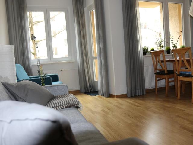 Cozy home in Schoeneberg, Berlin Amsterdam Apartments for Rent