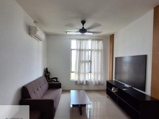 Cozy homestay @The Arc Cyberjaya 3 bed type unit fully furnished