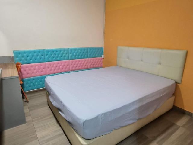 Cozy Hotel Bedroom /Kuchai Lama