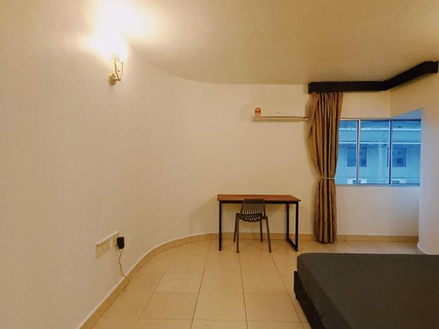 Cozy Rental Space with Easy Access to Nearby Amenities