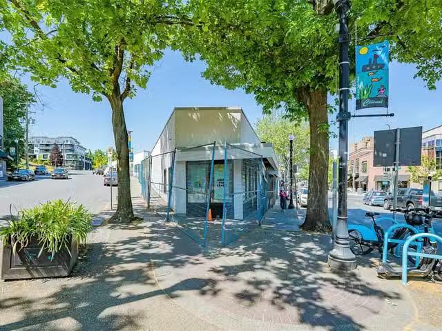 Cozy Retail for lease in Nanaimo, 101 1 Commercial St, 1039284