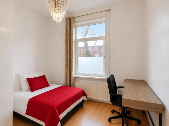 Cozy Room 5Minutes Walk fromTHUAS