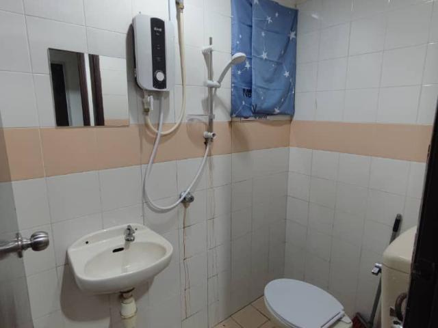 Cozy Room FOR RENT Damai Apartment @ Subang Bestari