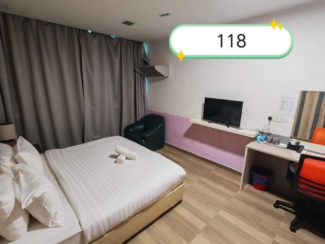 Cozy Room In Kuchai Lama. 3 Min to Old Klang road