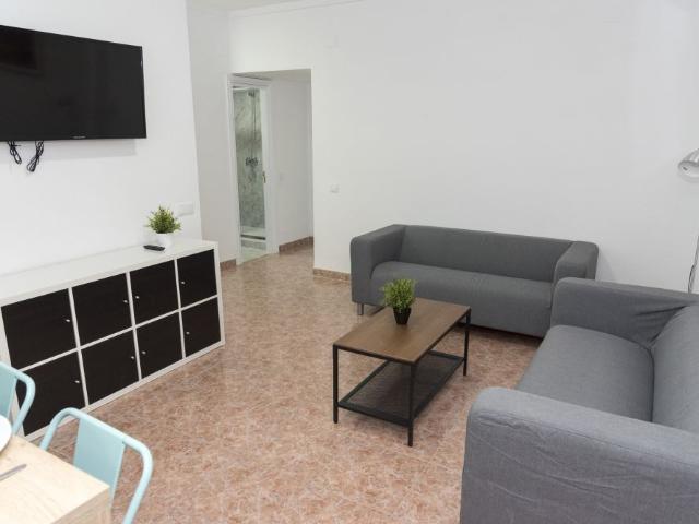 Cozy room in Paseo de los Pontones