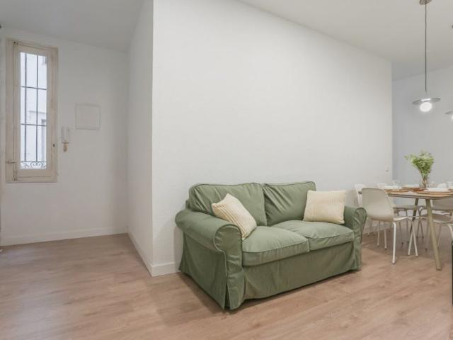 Cozy Room in the Heart of Madrid