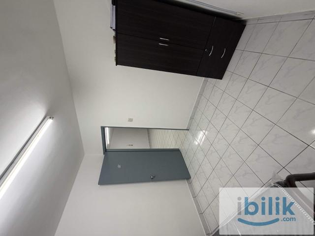 Cozy room in the heart of Bangsar