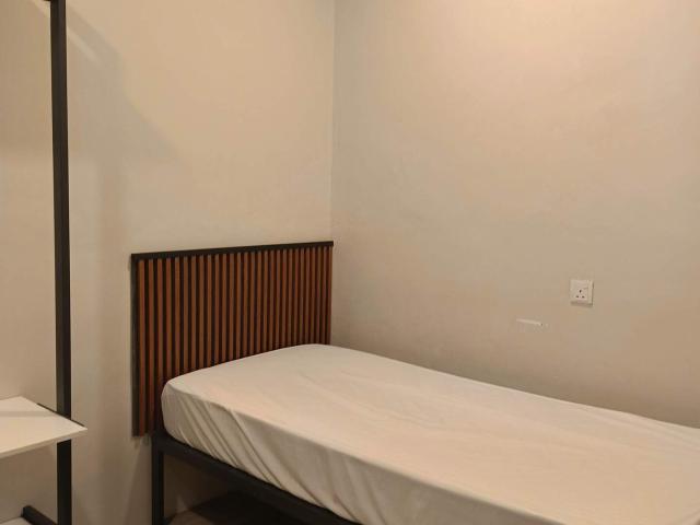 Cozy Room in USJ21 Nearby LRT Zero Deposit Promo