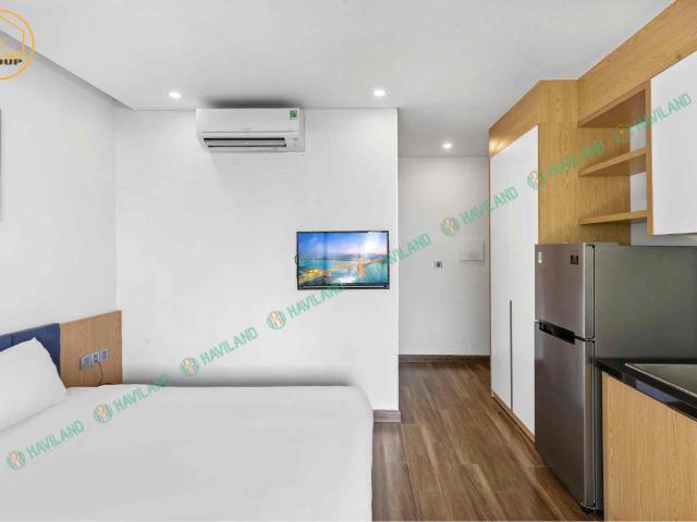 “Cozy studio with a balcony in Khuê Mỹ Đông 4 – fully furnished, only 6.9 million VND/month. Ready to move in!”