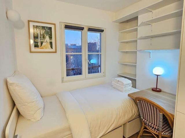 Cozy Studio with AC and Elevator near the Pantheon, Paris Amsterdam Apartments for Rent