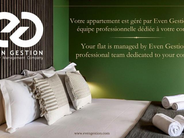 Cozy Studio for 4 in the Golden Triangle Near Champs Elysées, Paris Amsterdam Apartments for Rent