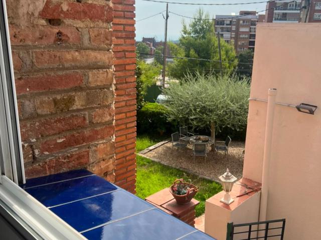 Cozy Single Bedroom close to Montbau metro