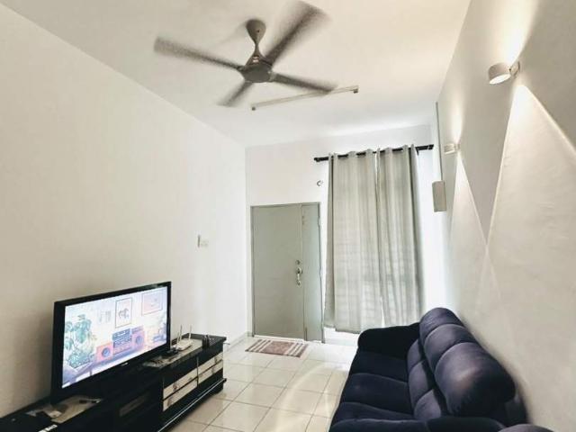 Cozy Single Bedroom in Sungai Udang