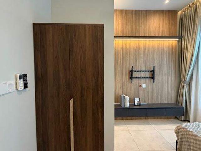 Cozy single room near mrt putra permai