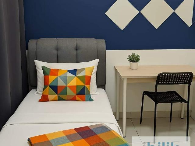 Cozy Single Room for Rent at The Greens @ Near MSU