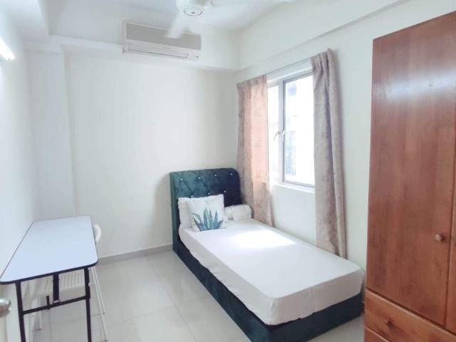 Cozy single room Ken Damansara 1