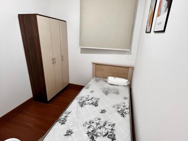 Cozy Single Room Sunway Female & ID Design Unit