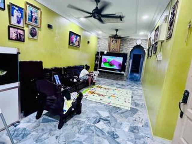 Cozy Single Storey For Sale in Taman Desa Cheras