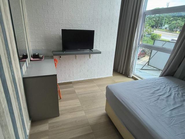 Cozy Spacious Hotel Room @ Kuchai Lama
