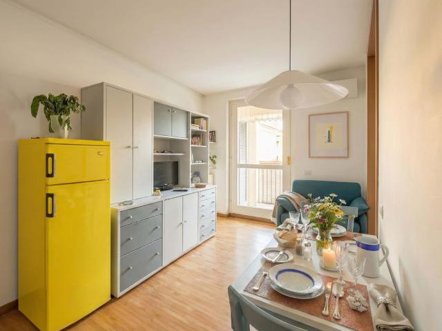 Cozy two room apartment a few steps from the Darsena