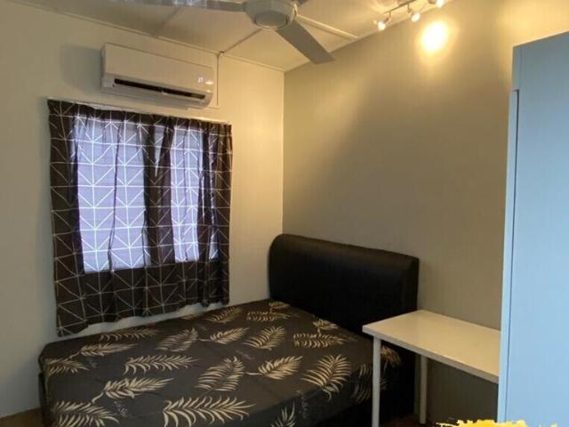 Cozy with FULLY FURNISHED Middle Room for RENT at Pusat Bandar Puchong, Puchong