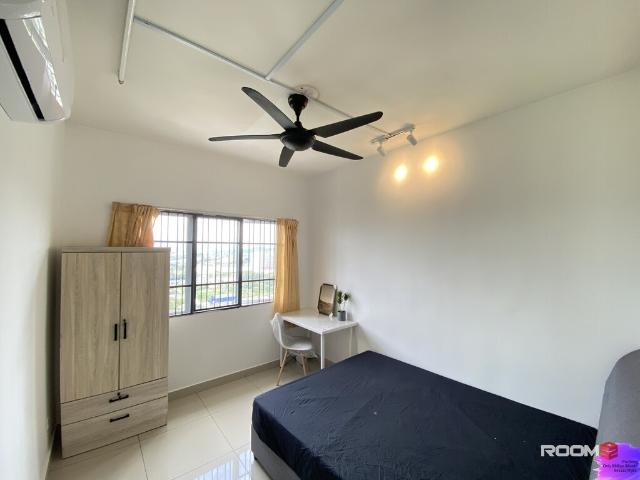 Cozy with FULLY FURNISHED Middle Room for RENT at Taman Mas Sepang, Puchong