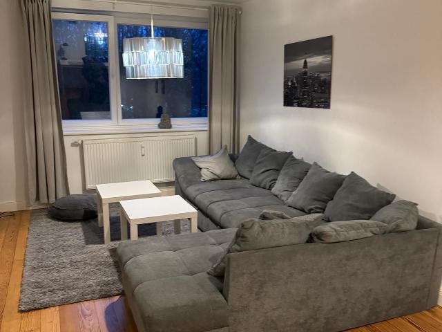 Cozy, wonderful apartment in Hamburg Nord including a single garage